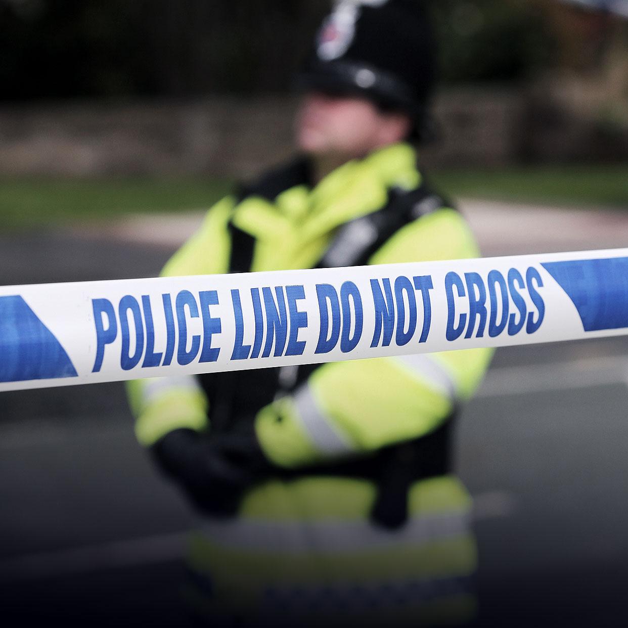 Apuñalamiento en pueblo de Surrey declarado incidente terrorista