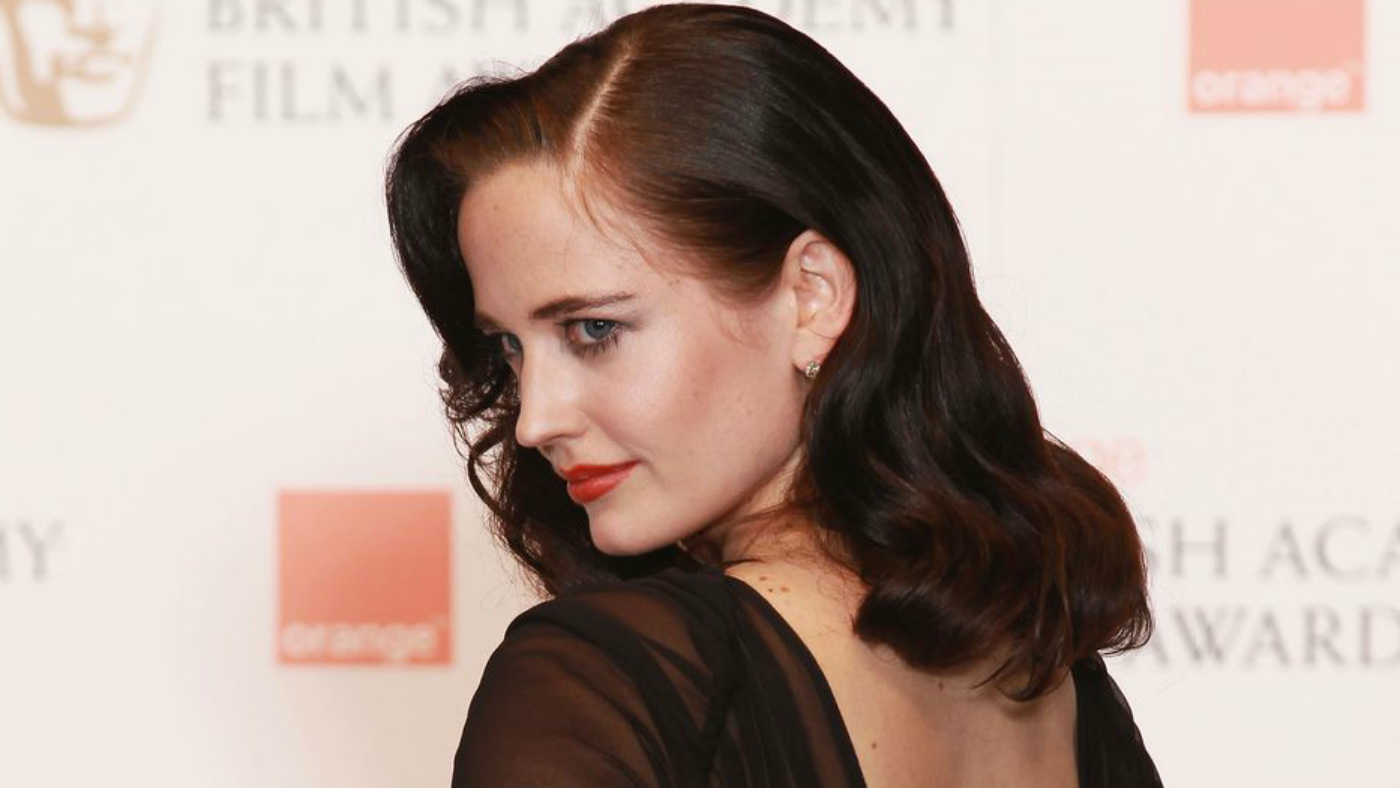 La chica Bond Eva Green dice que 007 siempre debería ser un hombre