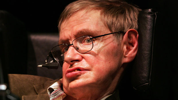 Enfermera de Stephen Hawking acusada de grave delito