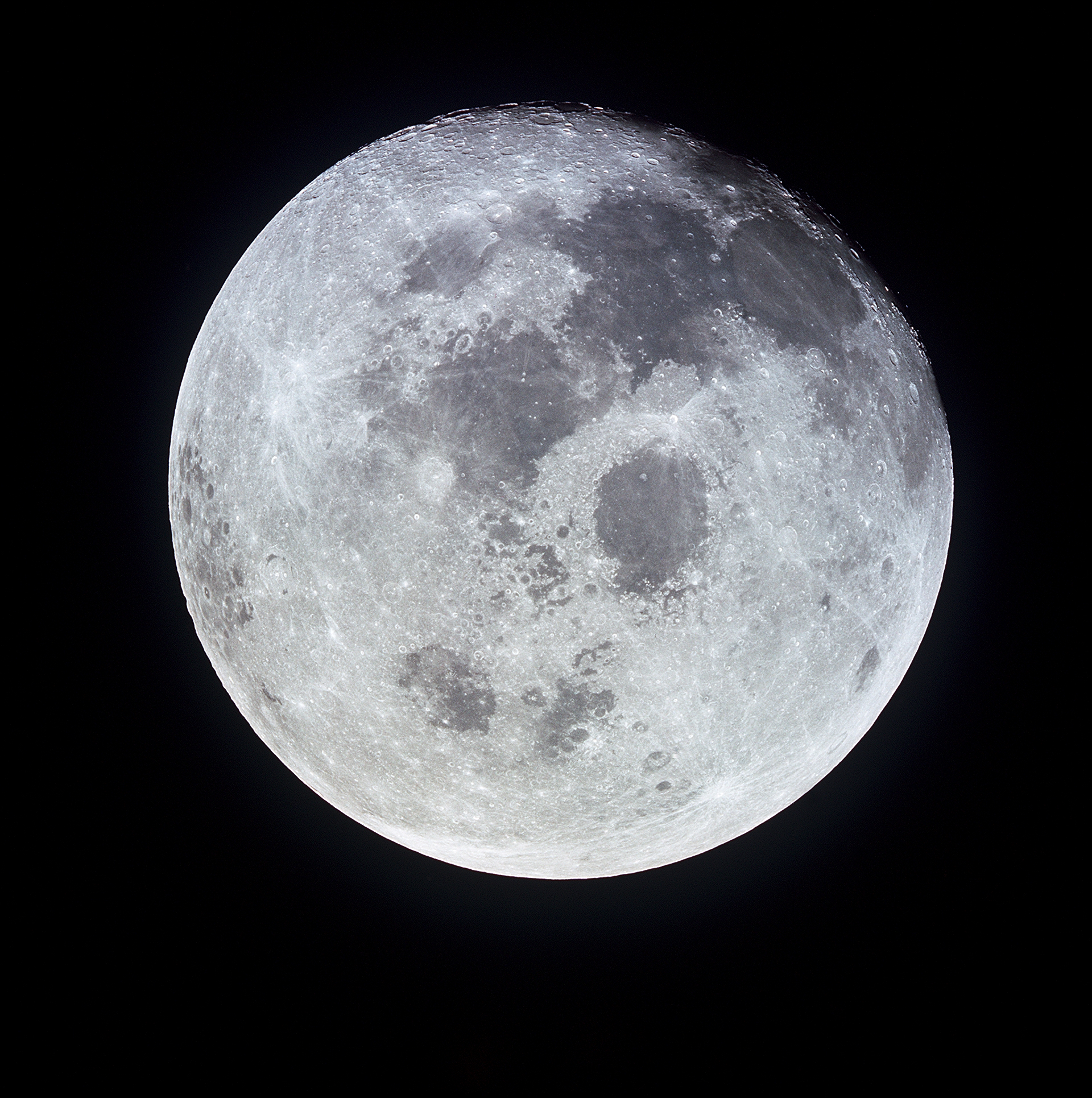 Cómo ver la súper luna de nieve esta noche