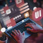 Profesional diseñando una web