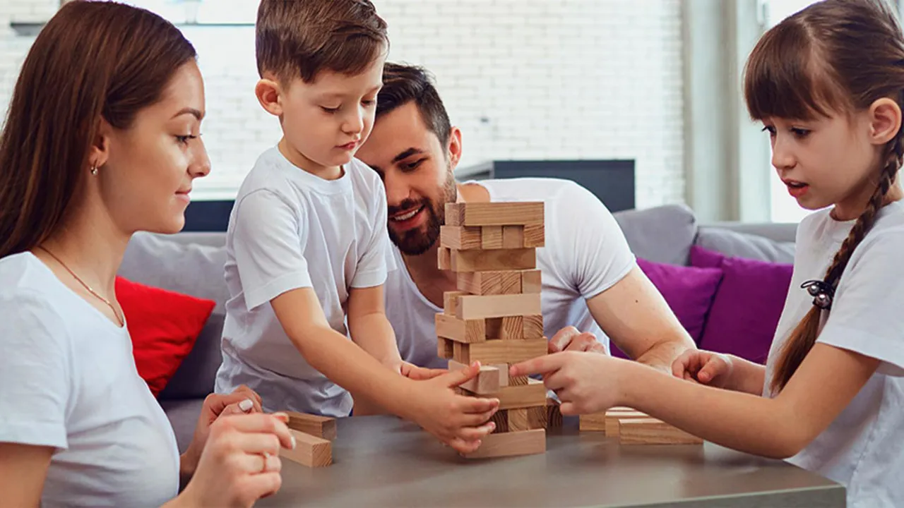 Los mejores juegos familiares didácticos para aprender en casa