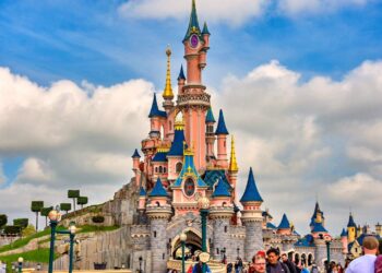DISNEYLAND PARIS